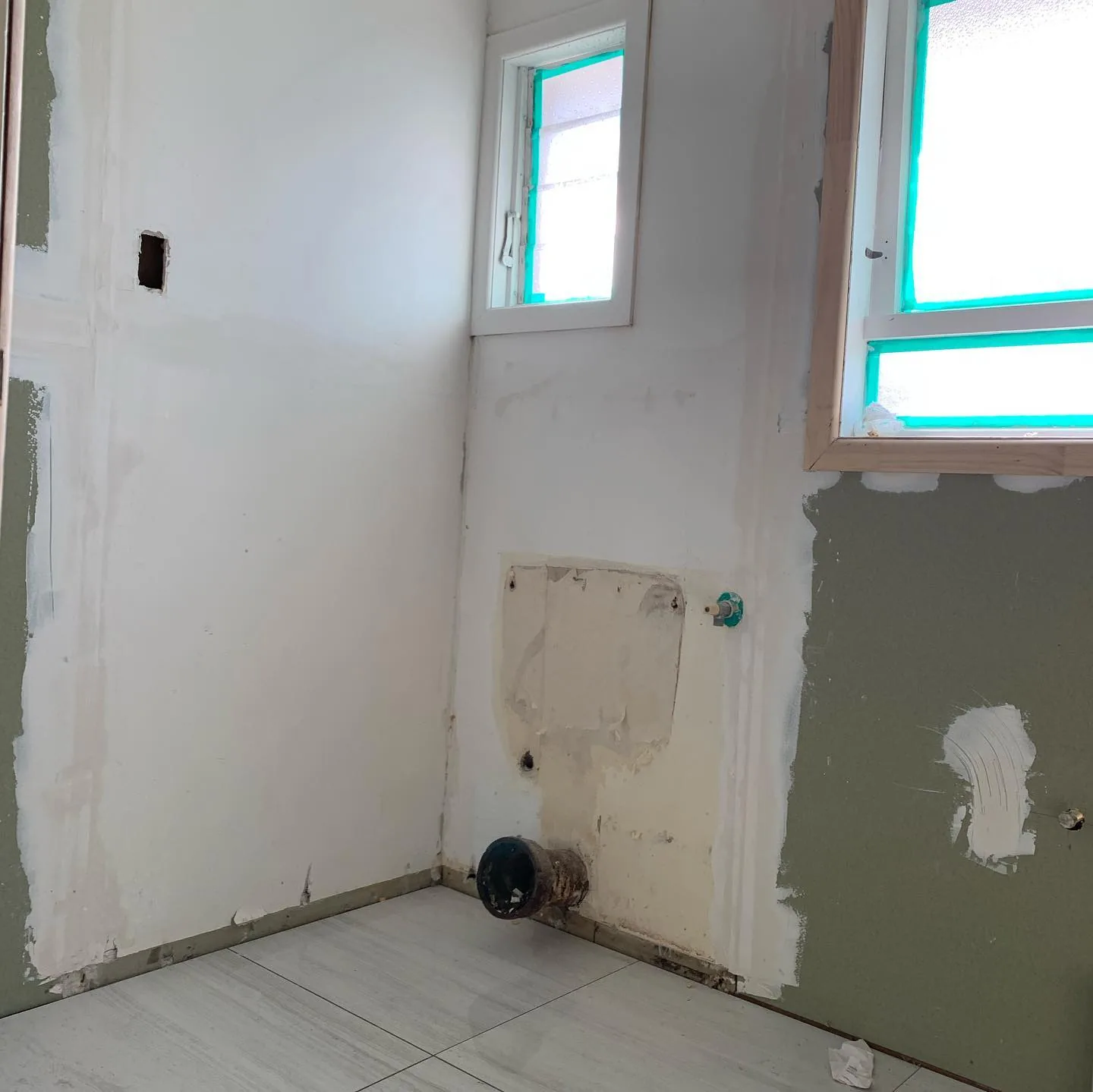 Chicago bathroom before remodeling